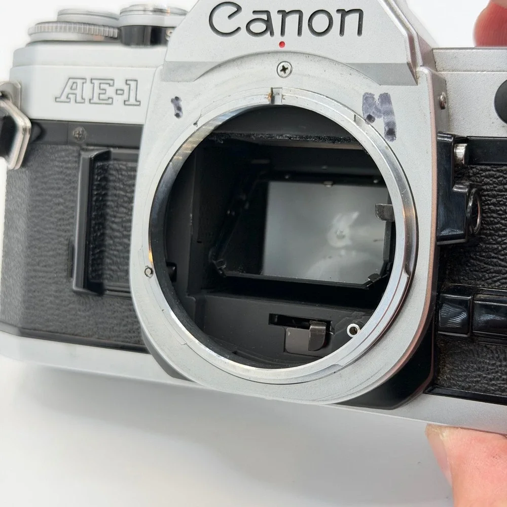 Canon AE-1 35mm Film SLR Camera Body Silver Black Vintage Serial 2580712
